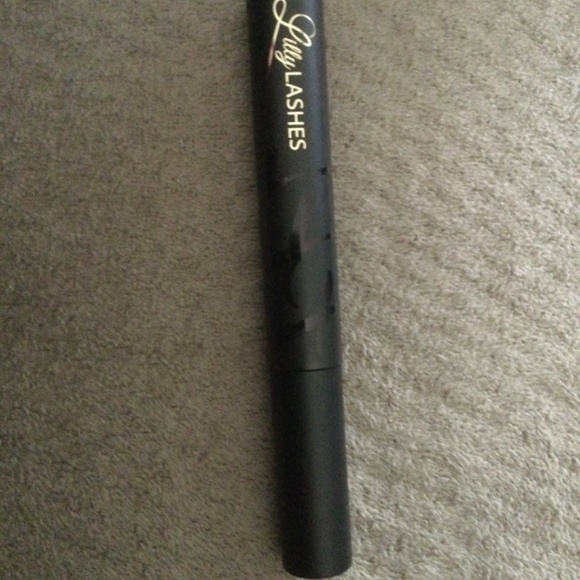 NWT Double Ended Liquid Eyeshadows and Lilly Lashes Mascara - Picture 3 of 3